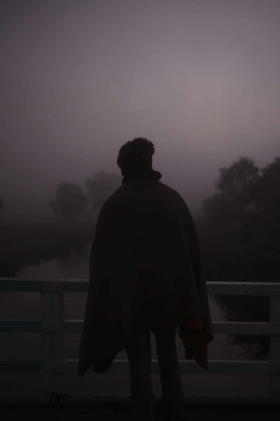 Zeynep Nalbant - Evsiz Adam Müzik Klibi - 2