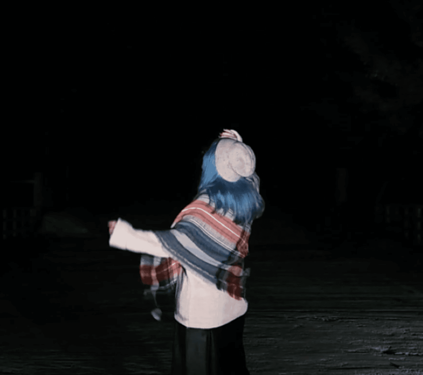 Zeynep Nalbant - Evsiz Adam Müzik Klibi - 3